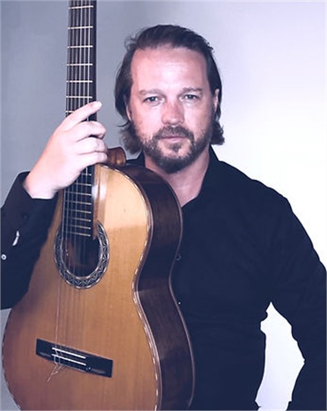 CLASSICAL GUITARS