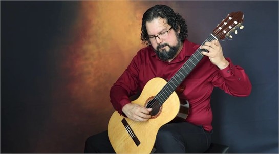 Ricardo Saeb performs "Pavana" on our 1970 Manouk Papazian classical guitar.